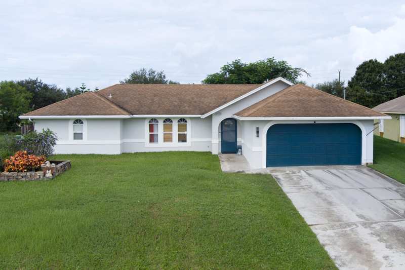 4 bedroom Single Family Residence at 3017 SE Galt Circle, Port St Lucie Section 39, Port St. Lucie — photo 1