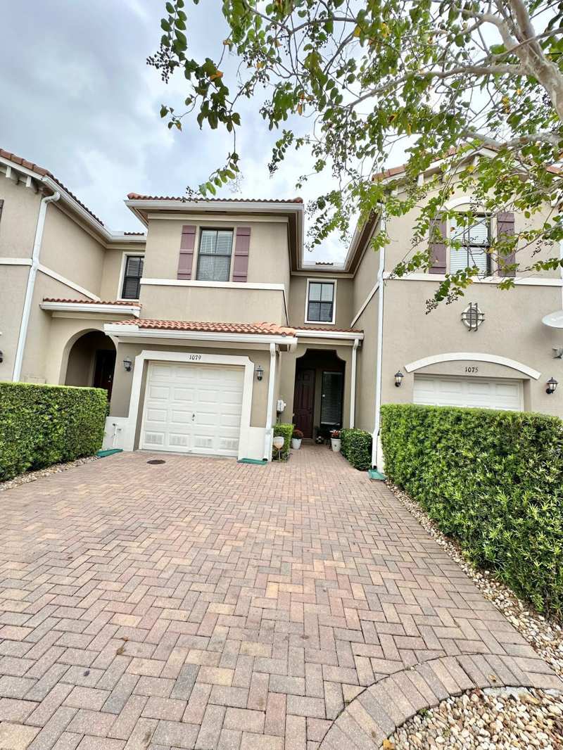 3 bedroom Condominium at 1079 NW 33rd Manor, New Covenant Church Plat, Pompano Beach — photo 1