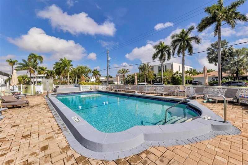 1 bedroom Condominium at 600 Layne Boulevard #211, Pasadena Garden Apartments Co-Op, Hallandale Beach — photo 1