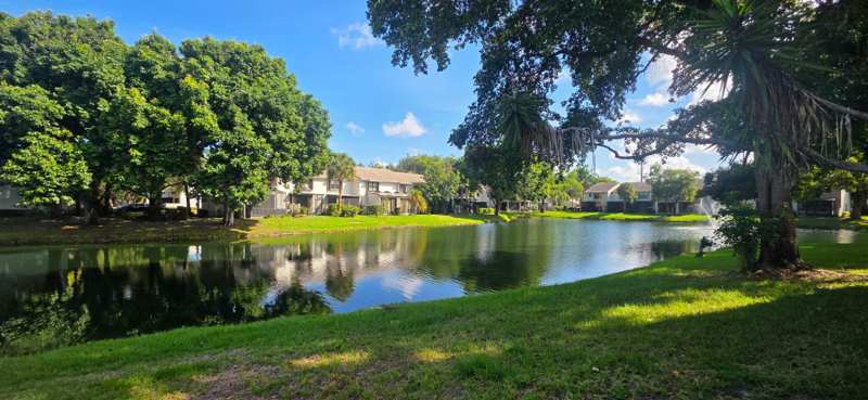2 bedroom Condominium at 4766 NW 22nd Street, Baywood Village Ii-D Condo, Coconut Creek — photo 1