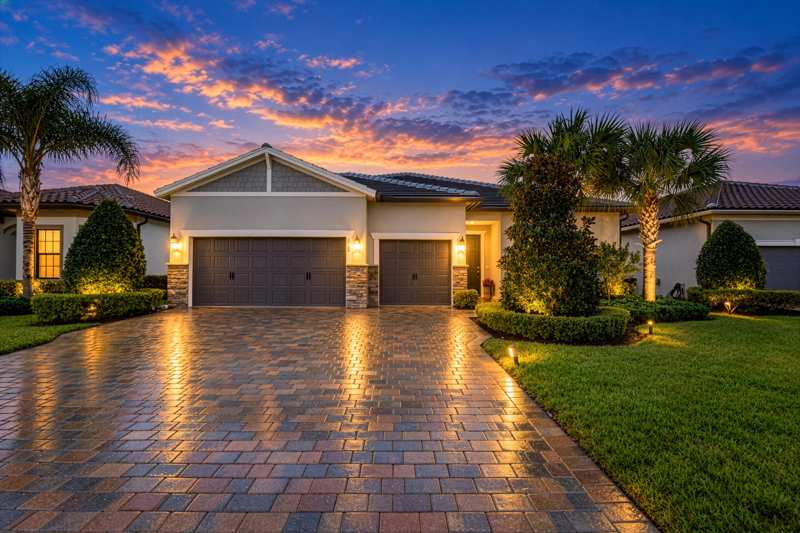 4 bedroom Single Family Residence at 652 SE Boboli Way, Veranda Gardens East Phase 4, Port St. Lucie — photo 1