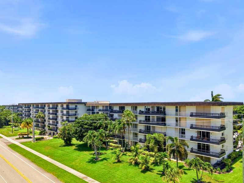 1 bedroom Condominium at 555 NW 4th Avenue #218, Starlite Condo, Boca Raton — photo 1