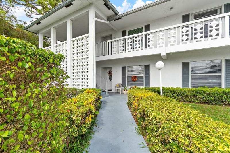 2 bedroom Condominium at 5010 Privet Place #101, Bridgeview Condo, Delray Beach — photo 1