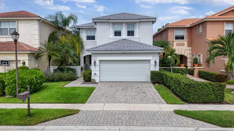 4 bedroom Single Family Residence at 207 Isle Verde Way, Mirabella At Mirasol C, Palm Beach Gardens — photo 1