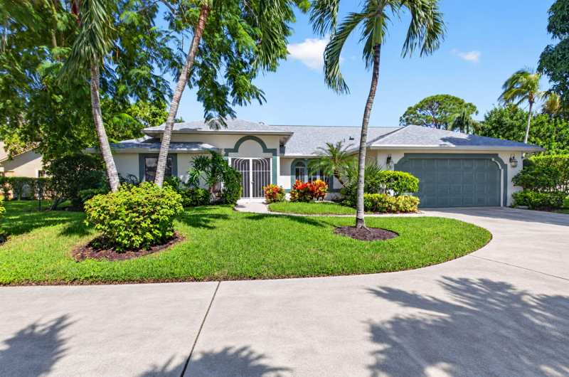 2 bedroom Single Family Residence at 2915 Riviera Drive, Rainberry Bay - Rainberry Estates, Delray Beach — photo 1