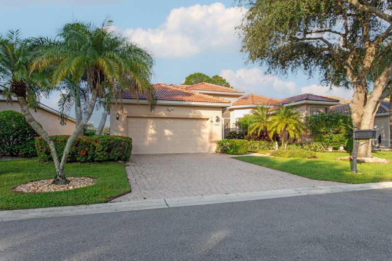 3 bedroom Single Family Residence at 13823 Viale Venezia, Huntington Walk 1, Delray Beach — photo 1