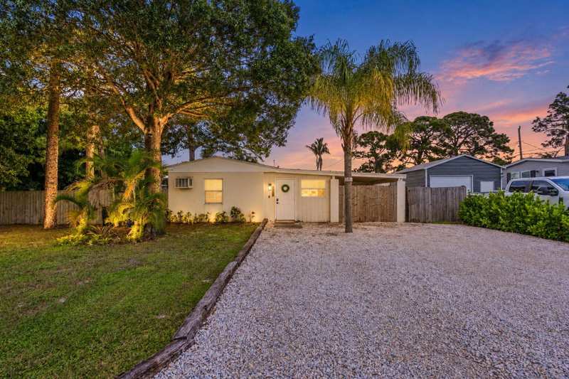 2 bedroom Single Family Residence at 5317 SE Isabelita Avenue, Port Salerno, Stuart — photo 1