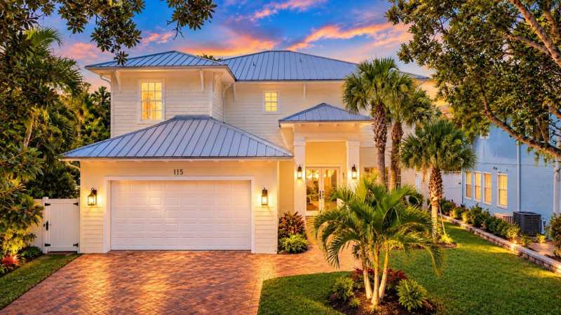 4 bedroom Single Family Residence at 115 Magic Way, Estates Of Sims Creek, Jupiter — photo 1