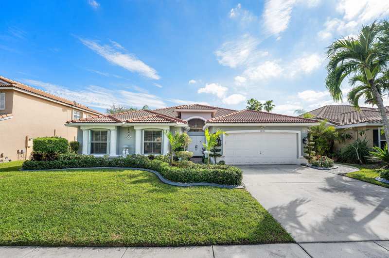 4 bedroom Single Family Residence at 5696 Muirfield Village Circle, Winston Trails Par 14, Lake Worth — photo 1