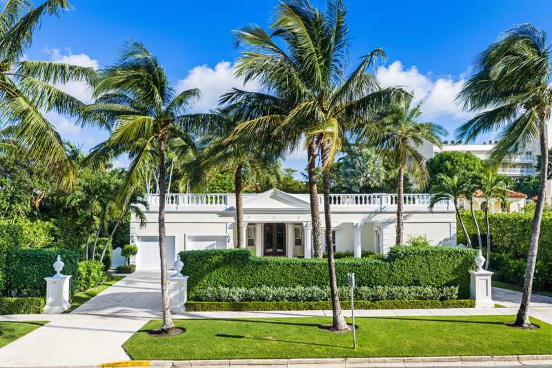 5 bedroom Single Family Residence at 133 Brazilian Avenue, Royal Park, Palm Beach — photo 1