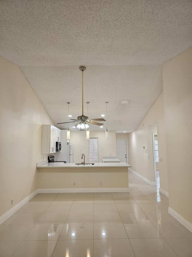 3 bedroom Townhouse at 480 Hardwood Place, Windwood Unit I, Boca Raton — photo 1