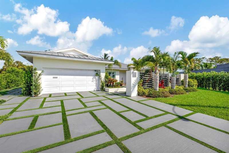 3 bedroom Single Family Residence at 4907 Holly Drive, Woodlands Sec One-Phase One, Tamarac — photo 1