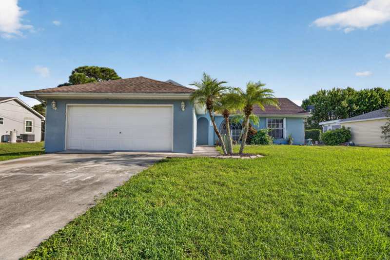 3 bedroom Single Family Residence at 254 SW Starfish Avenue, Port St Lucie Section 13, Port St. Lucie — photo 1