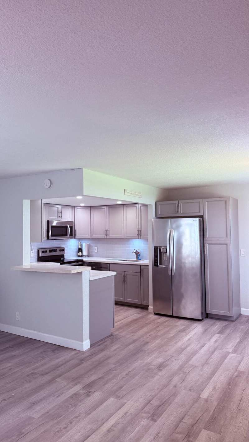 1 bedroom Condominium at 111 Saxony Terrace, Kings Point Saxony Condos, Delray Beach — photo 1
