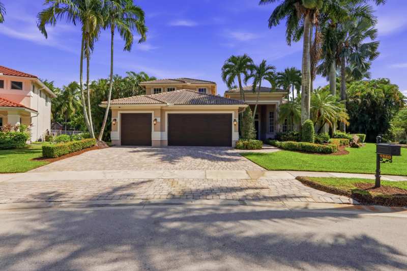 6 bedroom Single Family Residence at 1580 Victoria Isle Way, Sector 7-Parcel W, Weston — photo 1