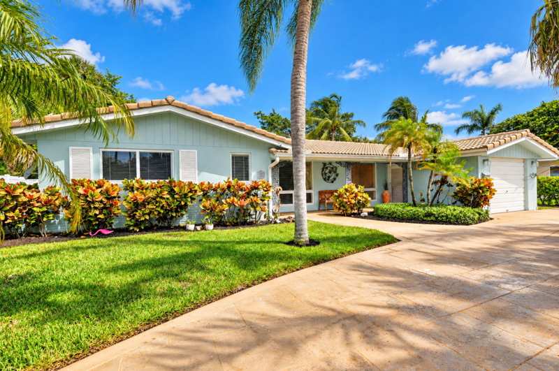 3 bedroom Single Family Residence at 721 West Camino Real, Royal Oak Hills, Boca Raton — photo 1