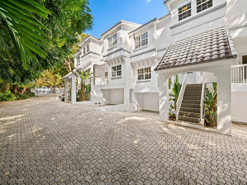 3 bedroom Condominium at 1705 E Las Olas Boulevard #3, Villas Las Olas Condo, Fort Lauderdale — photo 1