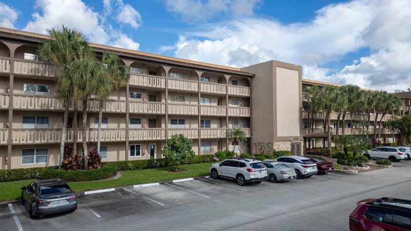 2 bedroom Condominium at 1703 Andros Isle #J1, Wynmoor Andros Village C, Coconut Creek — photo 1