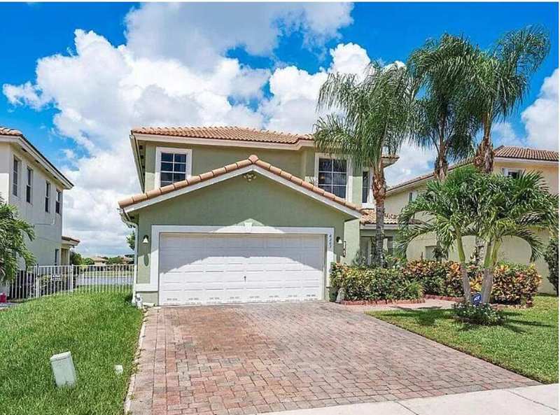 3 bedroom Single Family Residence at 6207 Adriatic Way, Waterways Taheri Pud, Lake Belvedere Estates — photo 1