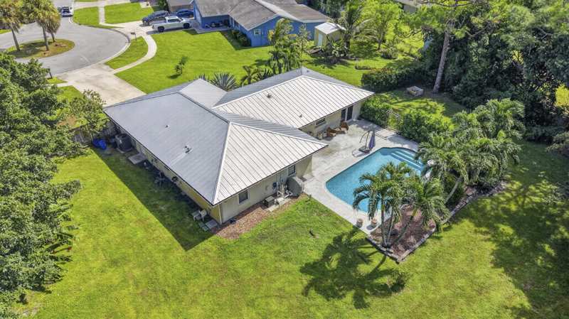 3 bedroom Single Family Residence at 127 Raven Court, Willows Add 01, Royal Palm Beach — photo 1
