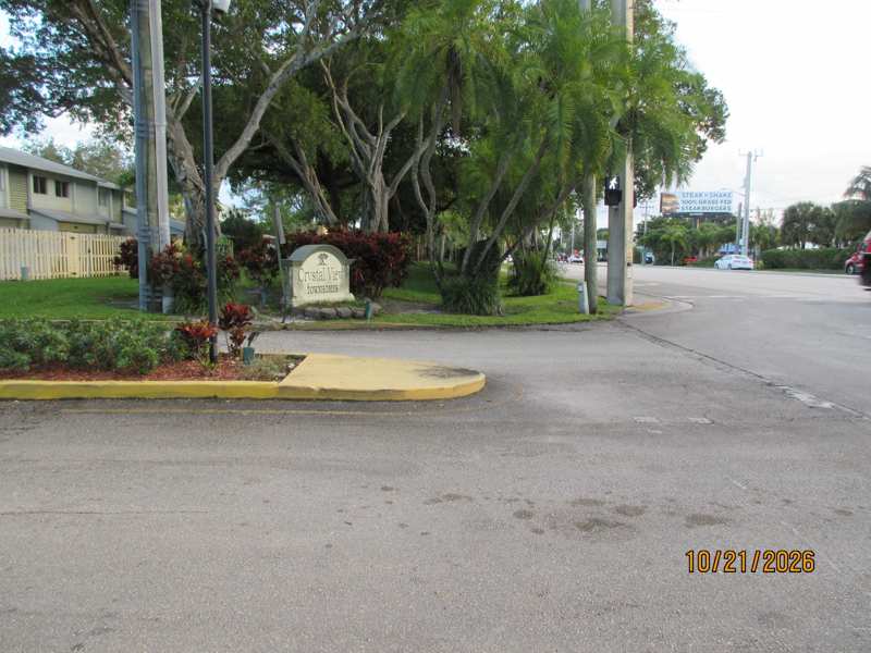 3 bedroom Townhouse at 836 Crystal Lake Drive, Crystal View Townhomes, Deerfield Beach — photo 1