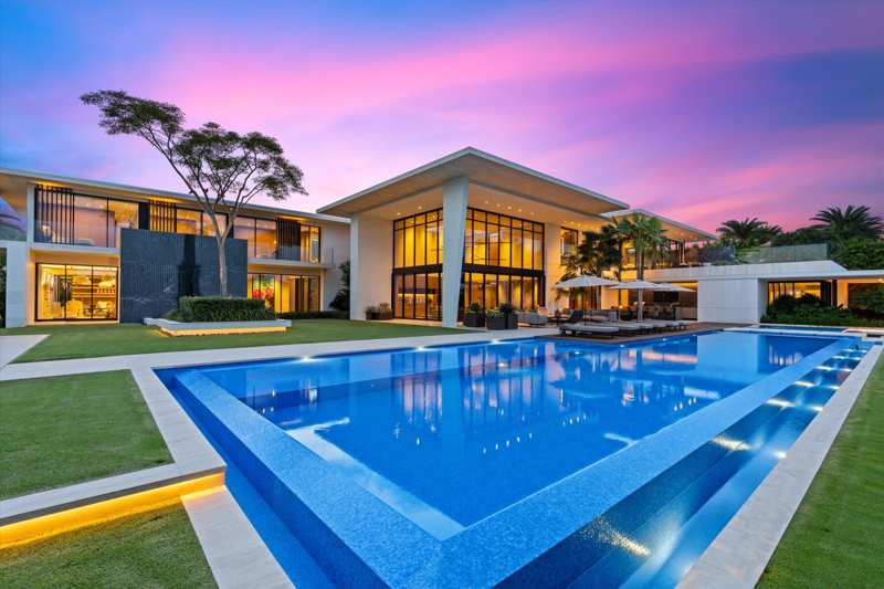 9 bedroom Single Family Residence at 600 NE 5th Avenue, Boca Raton, Boca Raton — photo 1