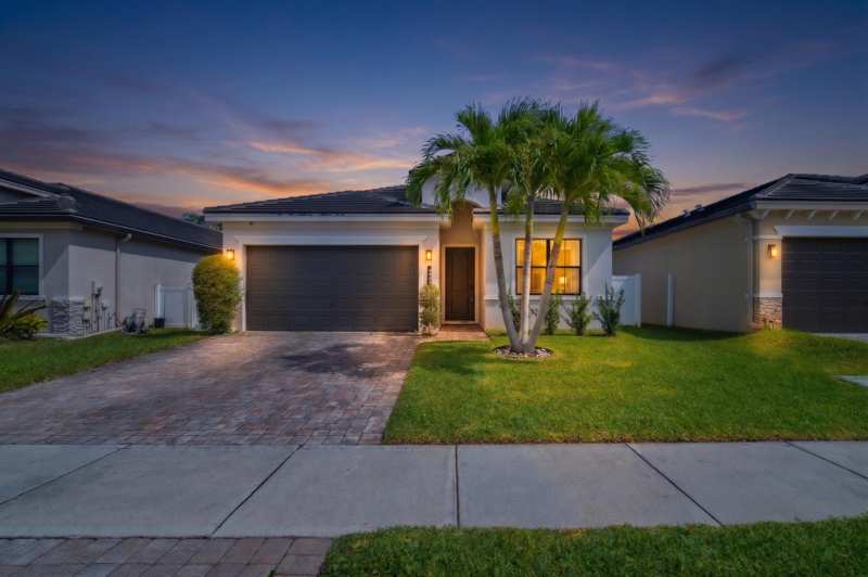 3 bedroom Single Family Residence at 7461 Moonrise Drive, Lantana Farms Pud, Lake Worth — photo 1