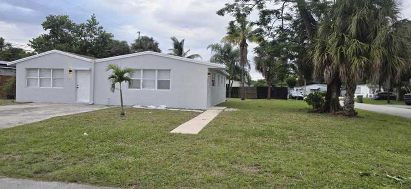 4 bedroom Single Family Residence at 6103 SW 2nd Street, Southgate, Margate — photo 1