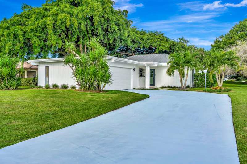 2 bedroom Single Family Residence at 13219 Sand Grouse Court, Eastpointe Country Club 8, Palm Beach Gardens — photo 1
