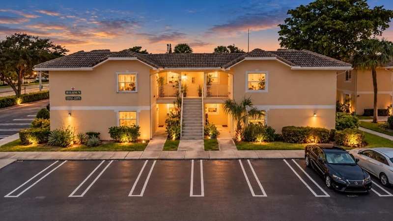 3 bedroom Condominium at 12269 Royal Palm Boulevard, Royal Garden Condo, Coral Springs — photo 1