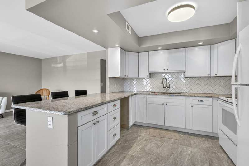 2 bedroom Condominium at 105 Greenbrier C, Greenbrier Condo, West Palm Beach — photo 1