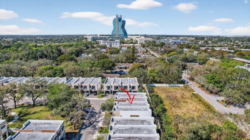 3 bedroom Townhouse at 4173 N Oak Place, Oaks Place, Dania Beach — photo 1