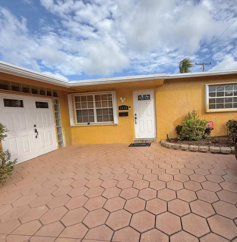 3 bedroom Single Family Residence at 2610 NW 43rd Avenue, Forward Sub No 1, Lauderhill — photo 1