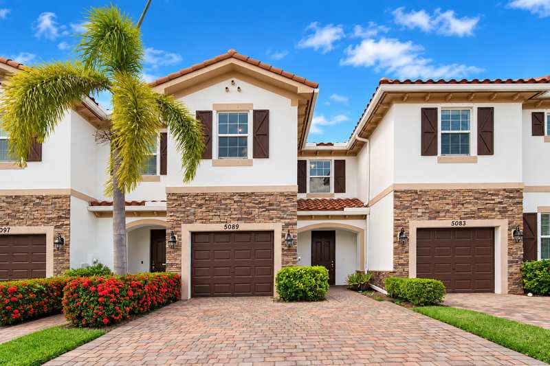 3 bedroom Townhouse at 5089 Ellery Terrace, Charleston Commons, West Palm Beach — photo 1