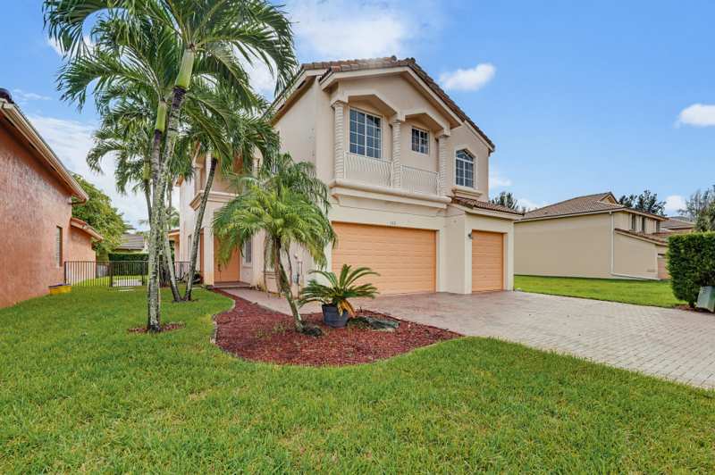 5 bedroom Single Family Residence at 122 Sarona Circle, Bella Terra Pud 4, Royal Palm Beach — photo 1