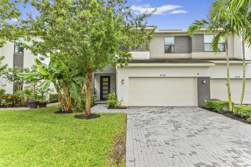 3 bedroom Townhouse at 8728 Corvus Drive, Polo Legacy/Saddlewood, Lake Worth — photo 1