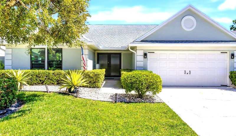 3 bedroom Single Family Residence at 13005 Meadowbreeze Drive, Meadowland Cove 1 Of Wellington, Wellington — photo 1