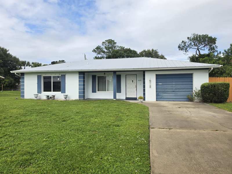 2 bedroom Single Family Residence at 629 Beach Avenue, River Park Unit 2, Port St. Lucie — photo 1