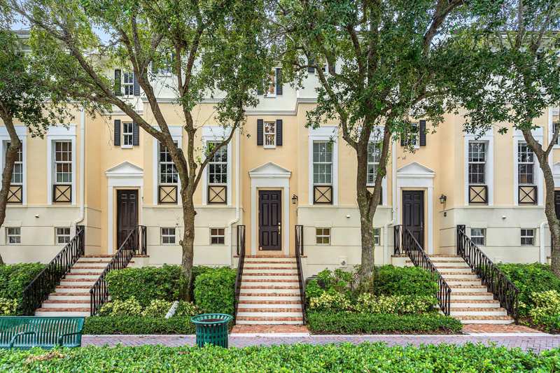 2 bedroom Townhouse at 75 NE 5th Avenue #D, Town Square, Delray Beach — photo 1