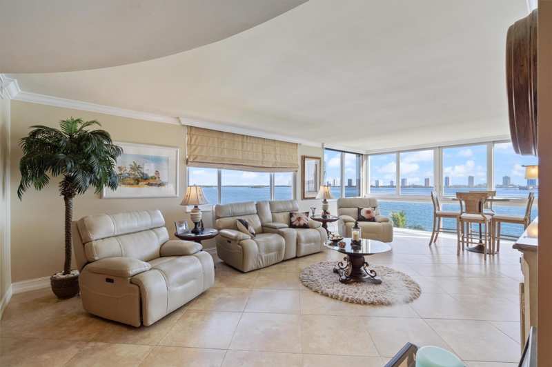 2 bedroom Condominium at 301 Lake Shore Drive #501, Lake Harbour Towers Condo, Lake Park — photo 1