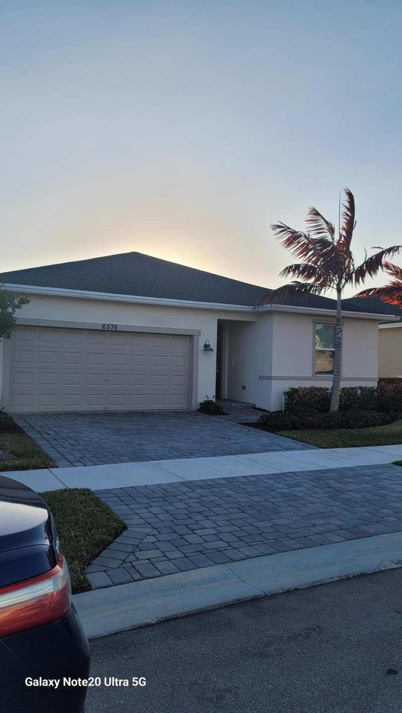 3 bedroom Single Family Residence at 6576 NW Cloverdale Avenue, Ltc Ranch West Phase 1, Port St. Lucie — photo 1