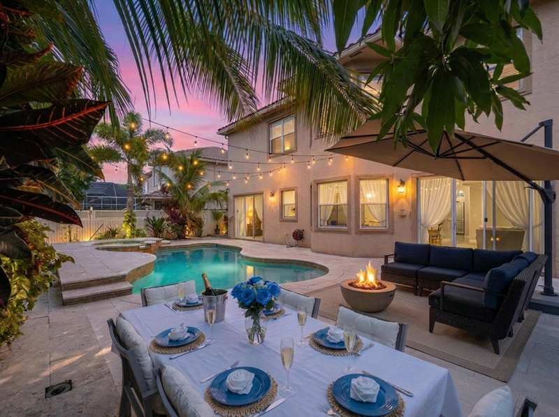 5 bedroom Single Family Residence at 7576 Greenville Circle, Smith Dairy West Pud 10, Lake Worth — photo 1