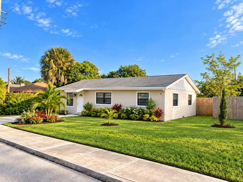 3 bedroom Single Family Residence at 828 Bradley Street, Lakeview Ridge, West Palm Beach — photo 1