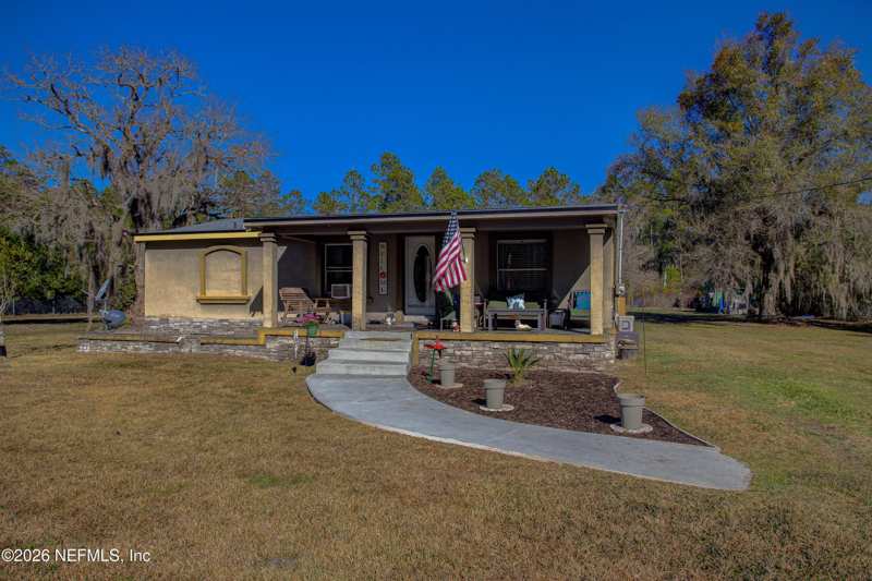 2 bedroom Manufactured Home at 118 SW 3rd Terrace, Palatka, Palatka — photo 1