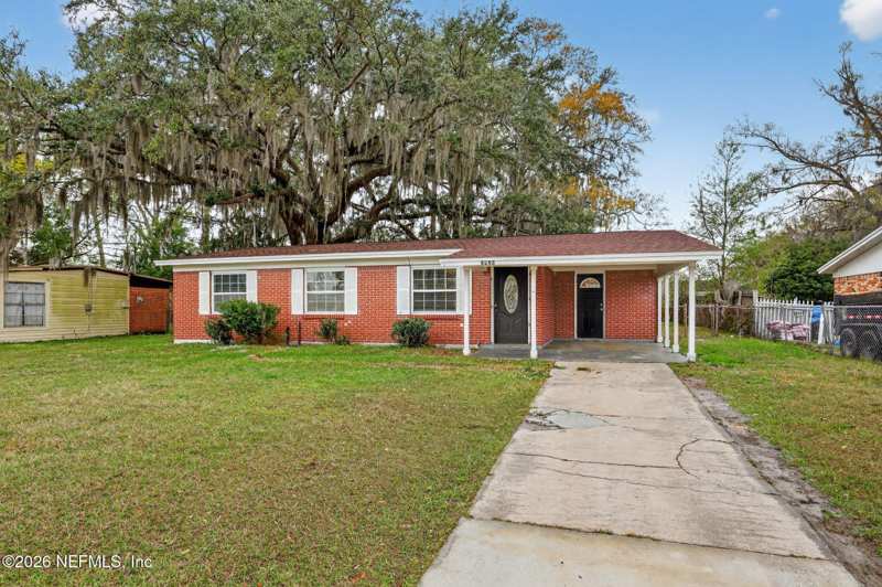 3 bedroom Single Family Residence at 5426 Enchanted Drive, Oak Hill, Jacksonville — photo 1