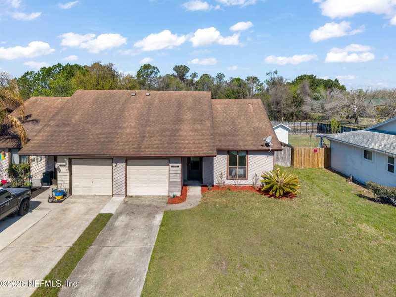 2 bedroom Townhouse at 2662 San Francisco Boulevard #B, Bay Hill, Orange Park — photo 1