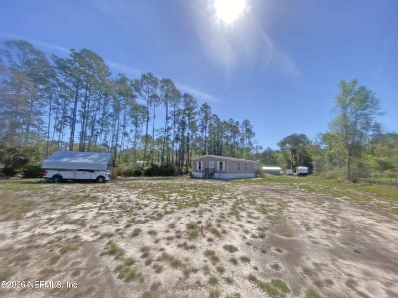 3 bedroom Manufactured Home at 203 SW 5th Avenue, Palatka, Palatka — photo 1