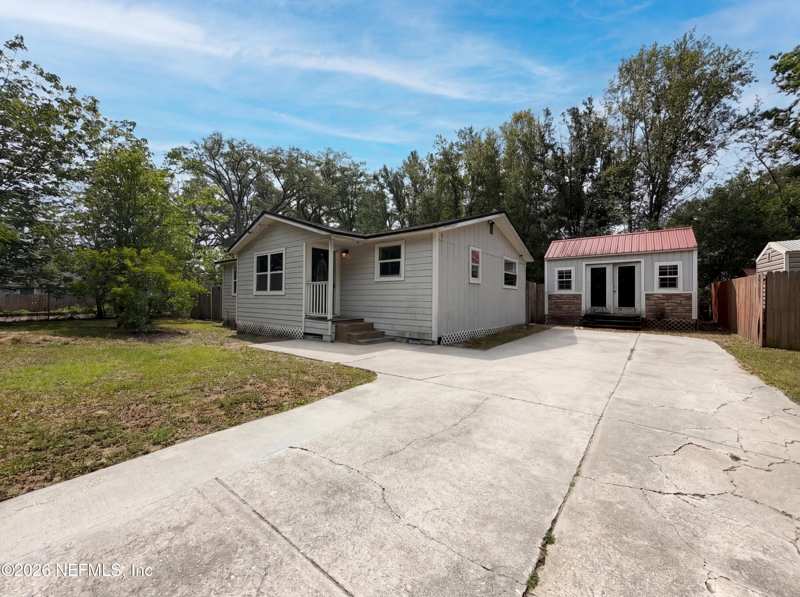 3 bedroom Single Family Residence at 7008 Thurston Road, Section Land, Jacksonville — photo 1