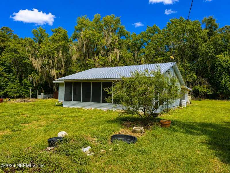 2 bedroom Single Family Residence at 116 Biscayne Drive, Lakeside Hills, Florahome — photo 1