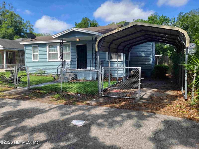 3 bedroom Single Family Residence at 2822 Flanders Street, Adams S/d, Jacksonville — photo 1